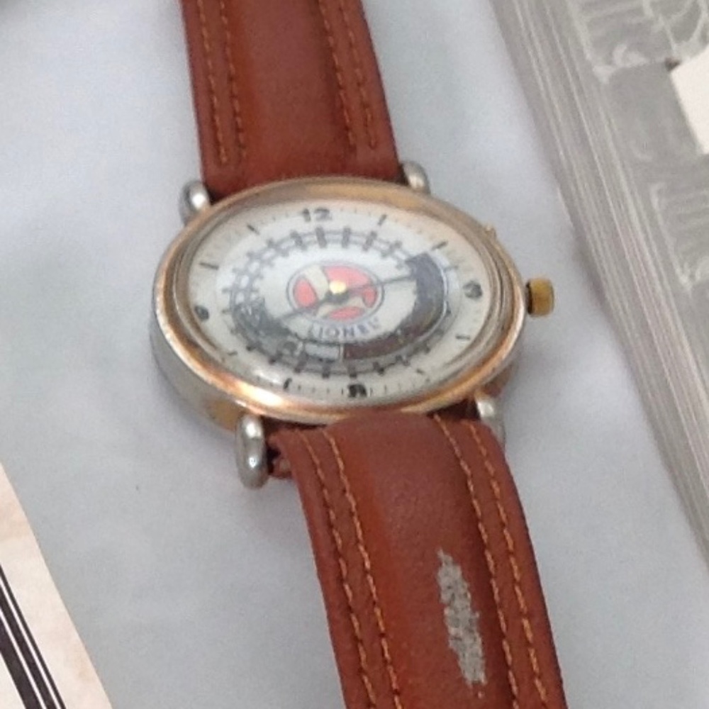 Lionel Collectible Toshiba Watch - Picture 3 of 9